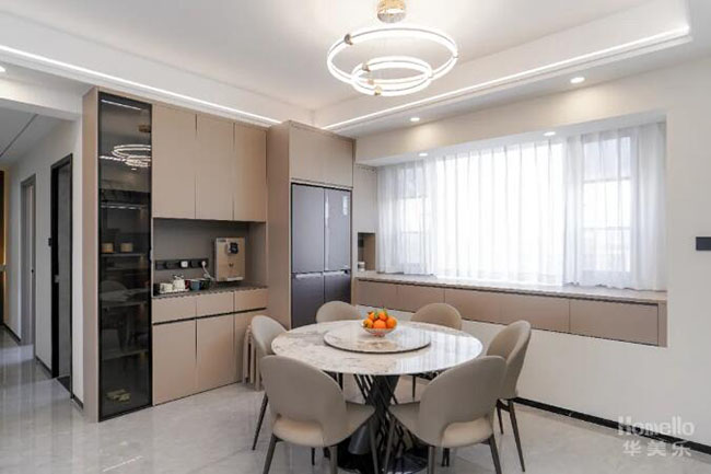 118㎡三居室，淺色調演繹現(xiàn)代魅力，體驗功能美學現(xiàn)代三居室